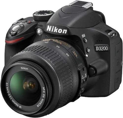 Nikon D3200 réflex básica con sensor 24 MP